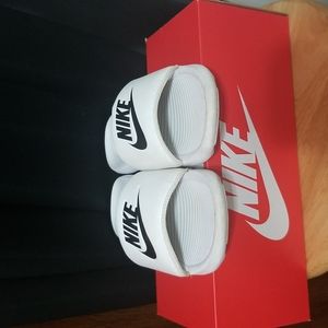 💝Nike slides💝